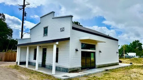 MLS: 325027886
