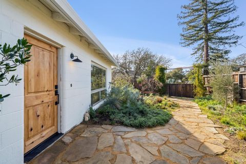 Photo of 601 Baines Avenue, Sonoma, CA 95476 (MLS # 325104031)