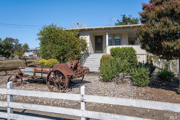 4091 LAKEVILLE HWY, PETALUMA, CA 94954 - Image f7cb5567fa2c07fdd0476b2d84d52cdf/997372240