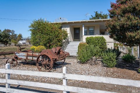 Photo of 4091 Lakeville Highway, Petaluma, CA 94954 (MLS # 325038694)