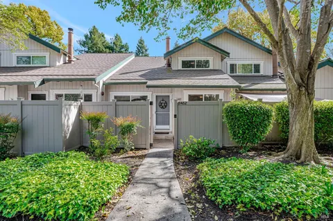 6482 Meadow Pines Avenue, Rohnert Park, CA 94928 - MLS#: 325030016