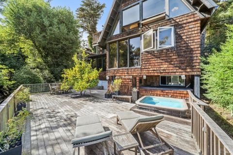 Photo of 40 Mountain Lane, Mill Valley, CA 94941 (MLS # 325088670)