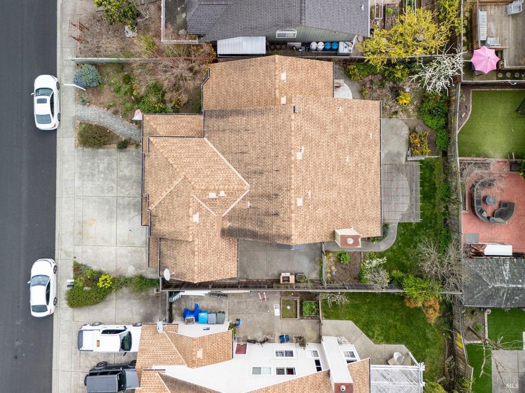 listing image 50