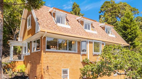 Photo of 47 Coronet Avenue, Mill Valley, CA 94941 (MLS # 325076559)