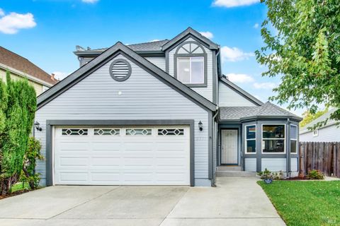 Photo of 2530 Vista Grande, Fairfield, CA 94534 (MLS # 325089241)