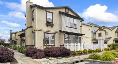 Photo of 865 Citation Court, Napa, CA 94559 (MLS # 326016522)