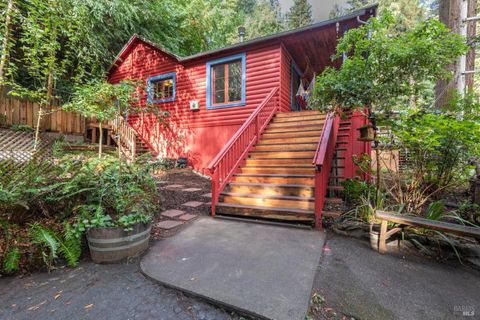 Photo of 14576 Cherry Street, Guerneville, CA 95446 (MLS # 325044119)