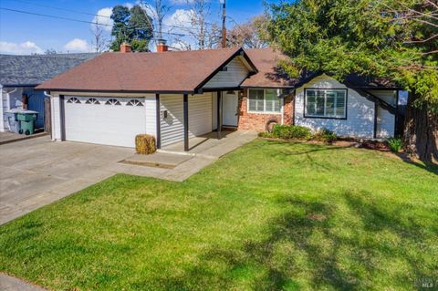 Photo of 481 S Orchard Avenue, Vacaville, CA 95688 (MLS # 326014782)