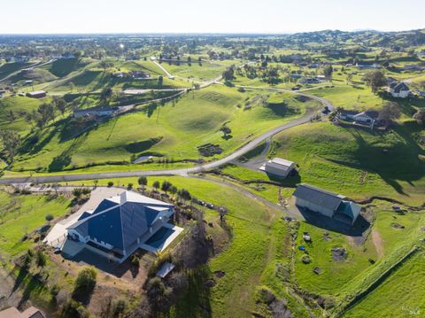 Photo of 7931 Linda Vista Road, Vacaville, CA 95688 (MLS # 325090629)