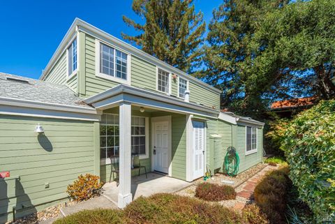 Photo of 2748 Elks Way, Napa, CA 94558 (MLS # 325074328)