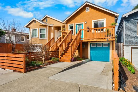 Photo of 1210 Florida Street, Vallejo, CA 94590 (MLS # 326010101)