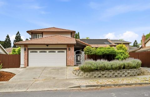 Photo of 227 Skylark Way, Napa, CA 94558 (MLS # 326033898)