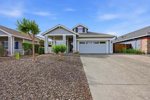 Photo of 109 Douglas Fir Circle, Cloverdale, CA 95425 (MLS # 326071704)