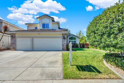 Photo of 3109 Sonoma Valley Drive, Fairfield, CA 94534 (MLS # 326050793)