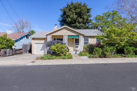 Photo of 41 Meadow Avenue, San Rafael, CA 94901 (MLS # 326013107)