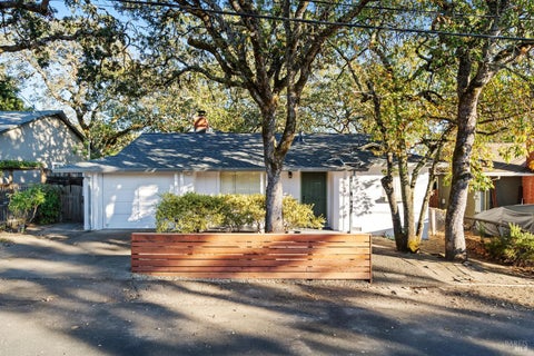 Photo of 580 E Thomson Avenue, Sonoma, CA 95476 (MLS # 326084636)