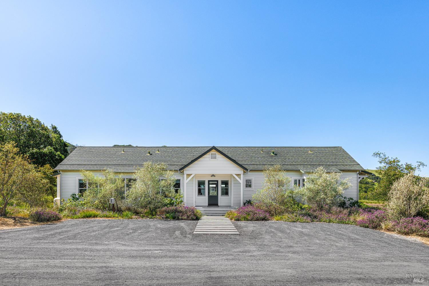 5561 Sonoma Mountain Road