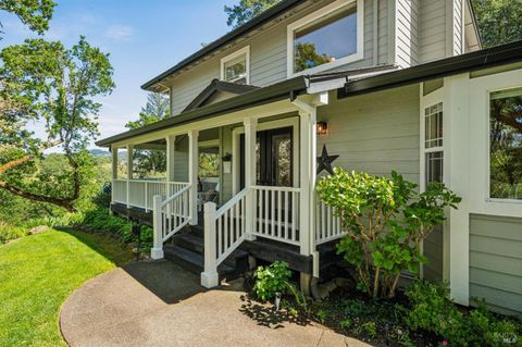 Photo of 2546 Cresta Road, Santa Rosa, CA 95404 (MLS # 326029482)