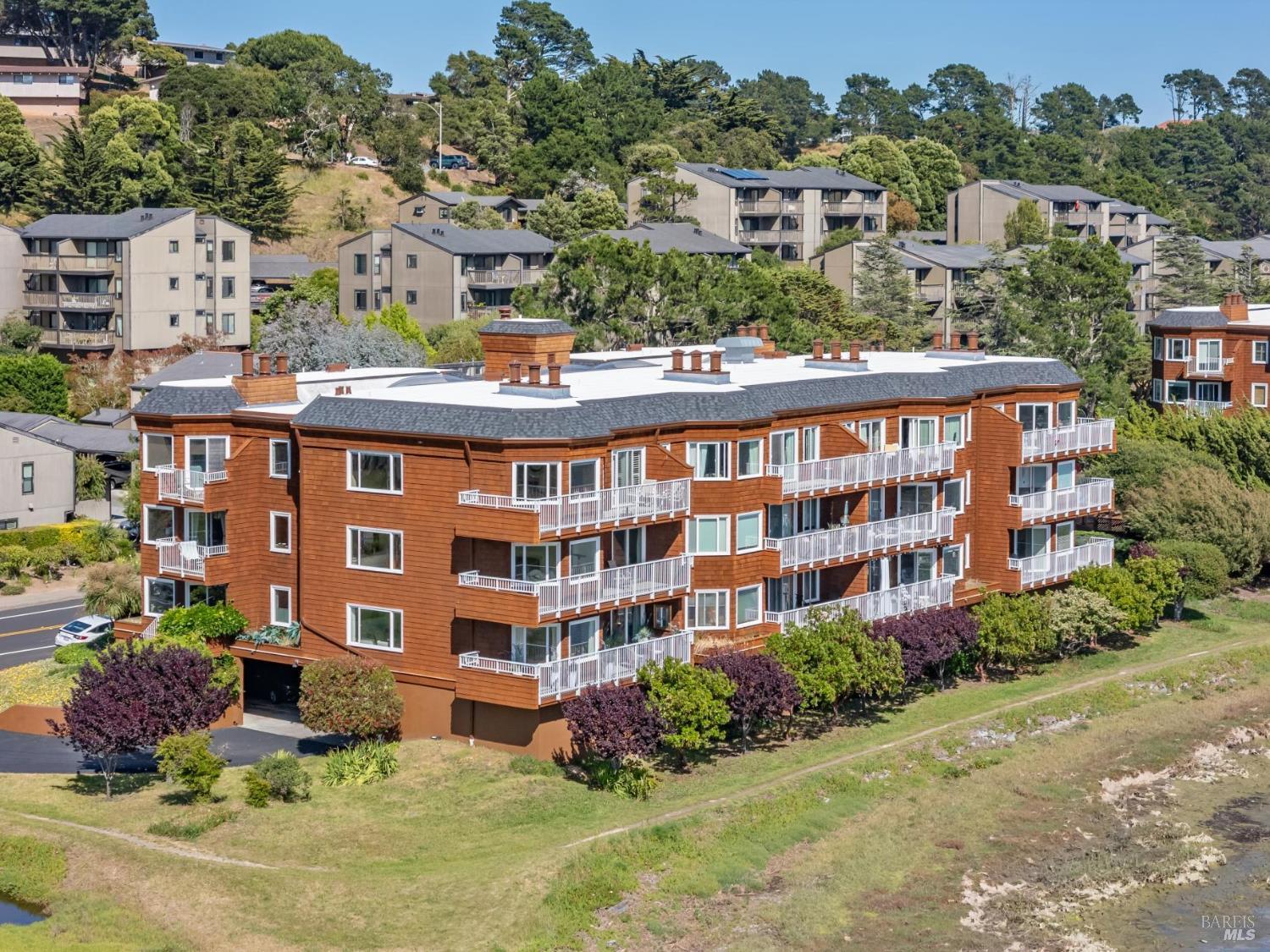 110 Seminary Drive Unit: #1A