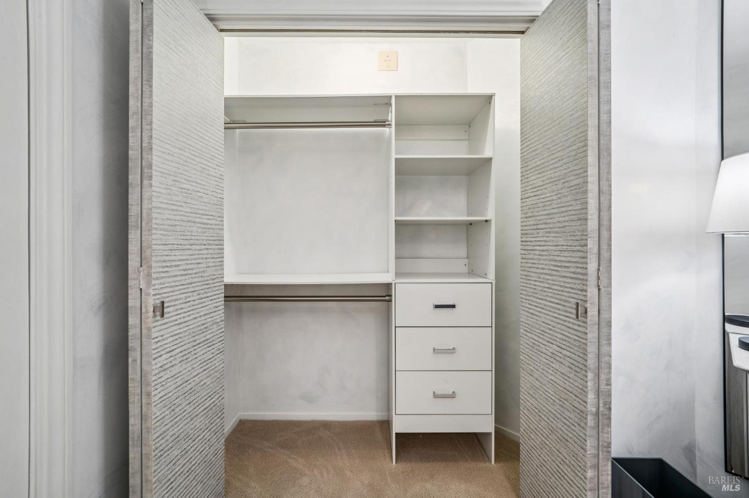 110 Seminary Drive Unit: #1A