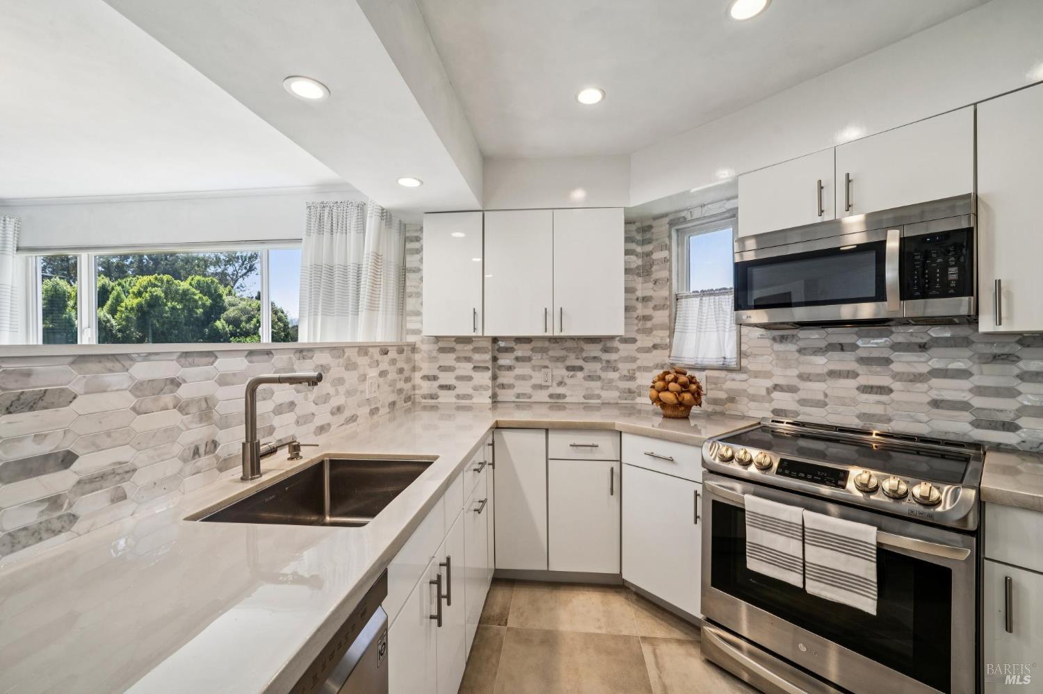 110 Seminary Drive Unit: #1A
