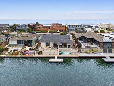 Photo of 279 Seadrift Road, Stinson Beach, CA 94970 (MLS # 326048544)