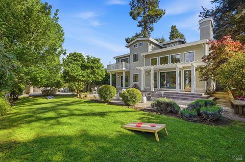 Photo of 538 Marin Avenue, Mill Valley, CA 94941 (MLS # 326029208)