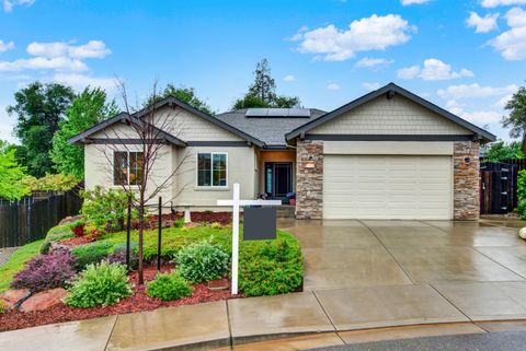 Photo of 1175 Sunny Creek Court, Auburn, CA 95603 (MLS # 226036440)