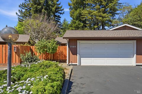 Photo of 2168 Clay Street, Napa, CA 94559 (MLS # 326024582)