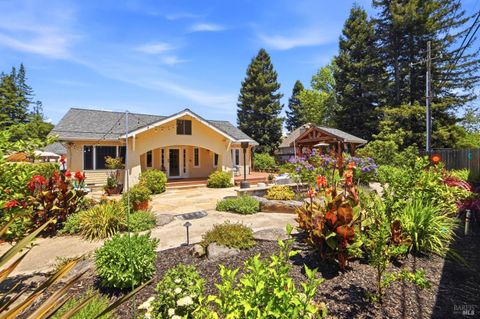 Photo of 1955 Hoen Avenue, Santa Rosa, CA 95405 (MLS # 326046584)
