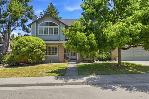 Photo of 7080 Fellers Lane, Sebastopol, CA 95472 (MLS # 326045304)