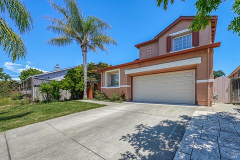 Photo of 2562 Silver Spur Drive, Santa Rosa, CA 95407 (MLS # 326048830)