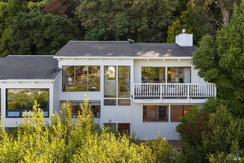 Photo of 69 Crescent Avenue, Sausalito, CA 94965 (MLS # 326041093)