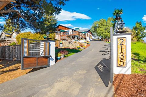 Photo of 2135 E 2nd Street, Benicia, CA 94510 (MLS # 326008441)