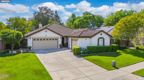 Photo of 4539 Avondale Circle, Fairfield, CA 94533 (MLS # 326023112)