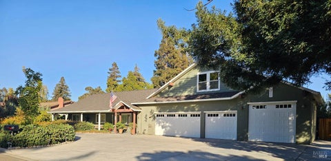 Photo of 37 Willotta Drive, Fairfield, CA 94534 (MLS # 326082686)
