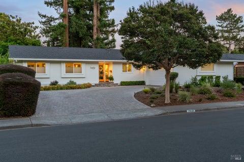 Photo of 2970 Brookwood Drive, Napa, CA 94558 (MLS # 326066897)