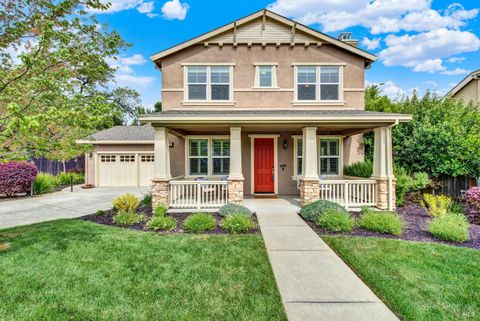 Photo of 18 Riverton Court, Napa, CA 94558 (MLS # 326018913)