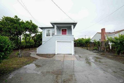 Photo of 700 Springs Road, Vallejo, CA 94590 (MLS # 326029301)
