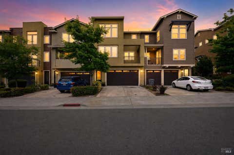 Photo of 640 Jade Street, Petaluma, CA 94952 (MLS # 326052175)