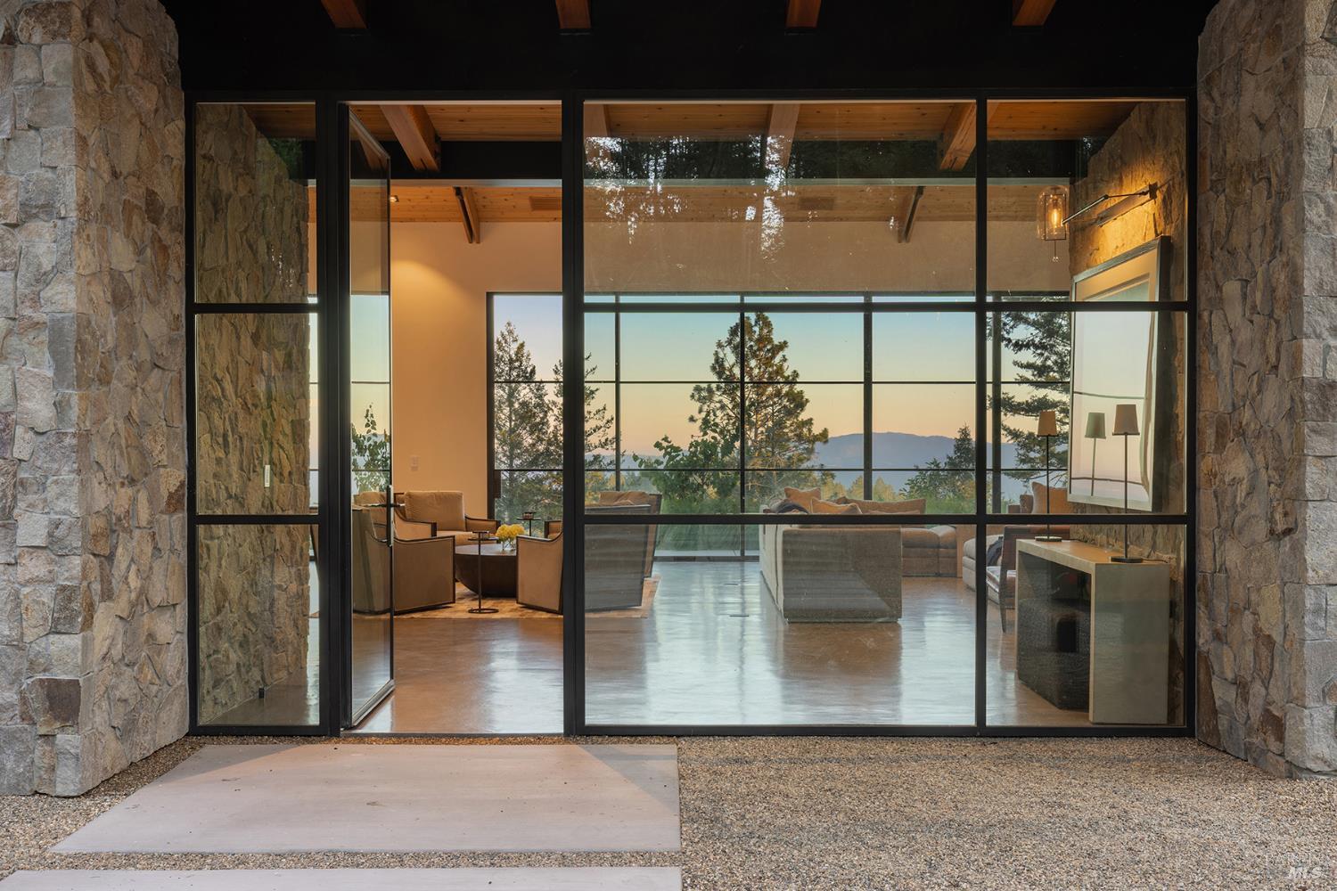 1215 Las Posadas Road