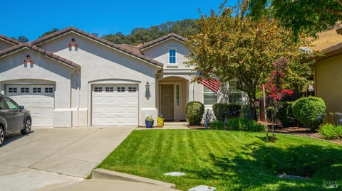 Photo of 3278 Inwood Place, Fairfield, CA 94534 (MLS # 326064423)