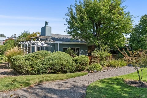 Photo of 71 Creek Lane, Sonoma, CA 95476 (MLS # 326078538)