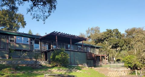 Photo of 3778 Burke Place, Sonoma, CA 95476 (MLS # 325098511)