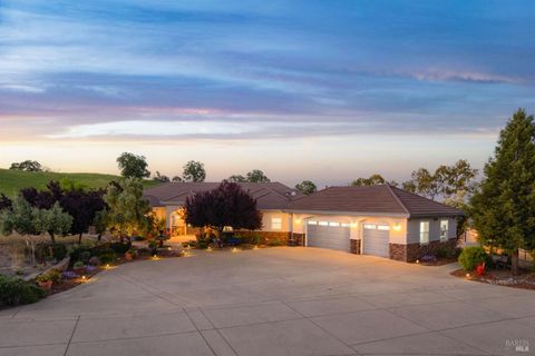 Photo of 7959 Linda Vista Road, Vacaville, CA 95688 (MLS # 326031541)