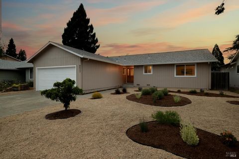 Photo of 8023 Washington Avenue, Sebastopol, CA 95472 (MLS # 326024170)