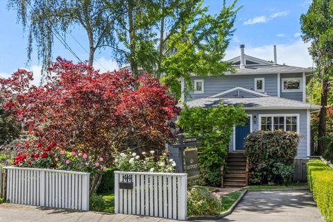 Photo of 44 Catalpa Avenue, Mill Valley, CA 94941 (MLS # 326029572)