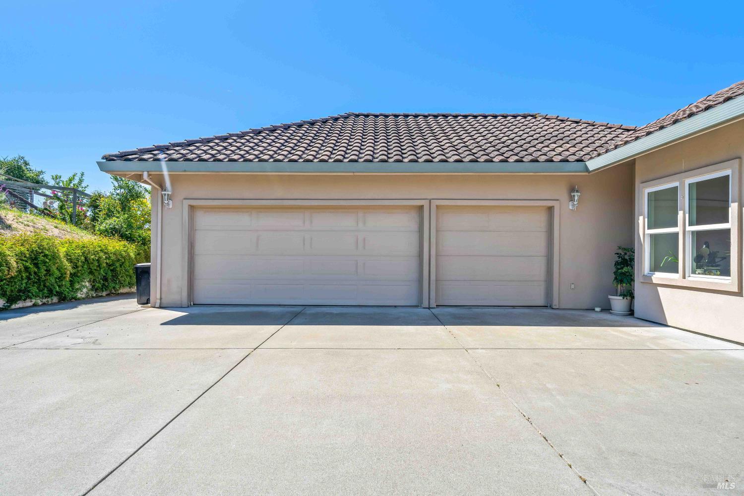 10 Deer Island Lane