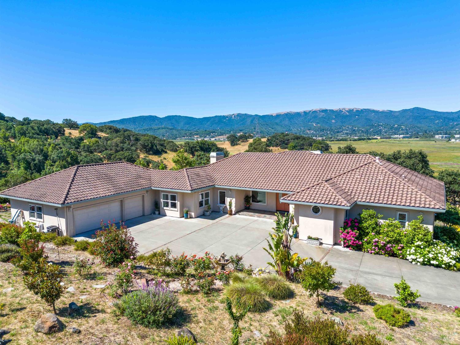 10 Deer Island Lane
