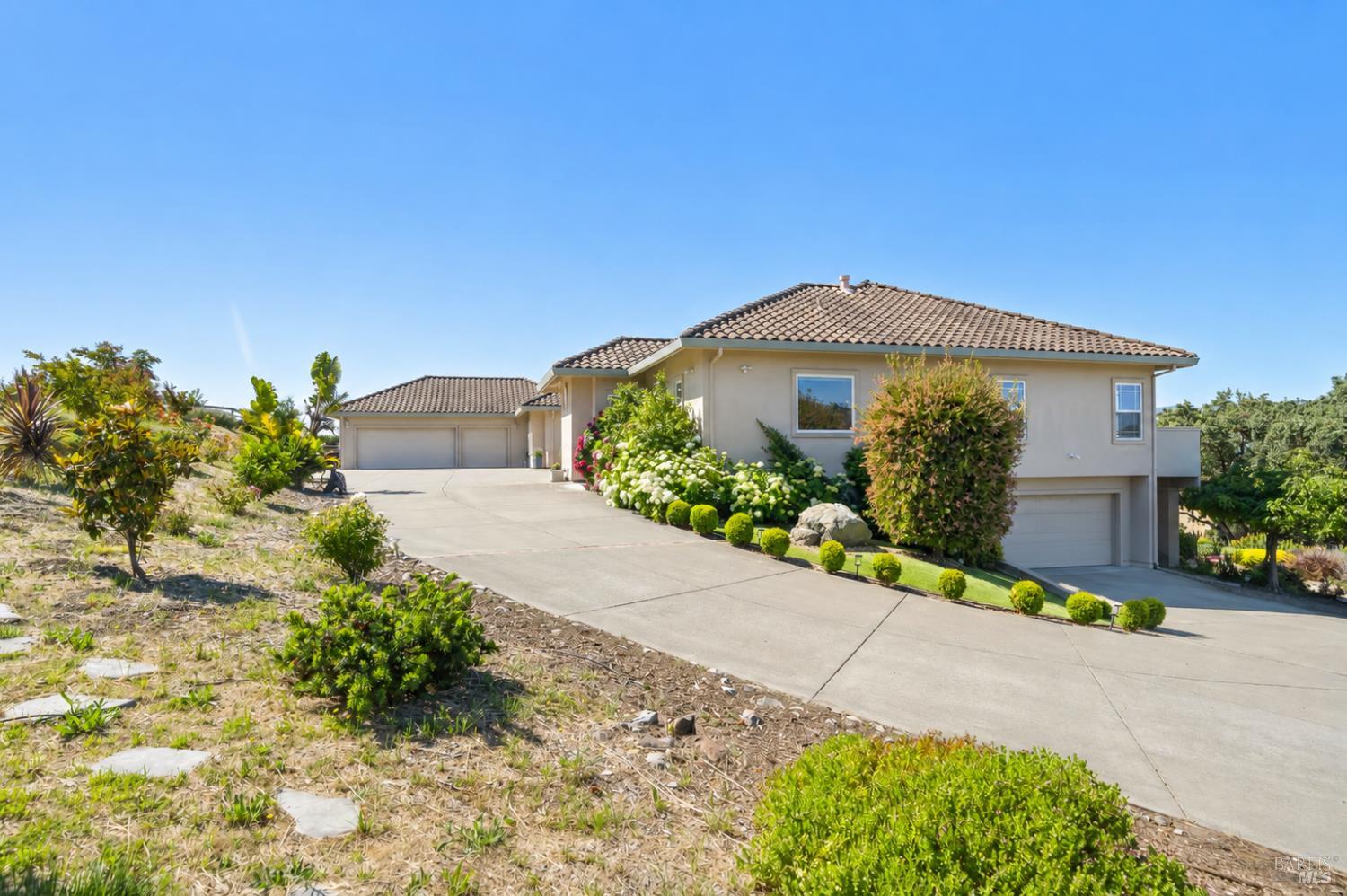 10 Deer Island Lane